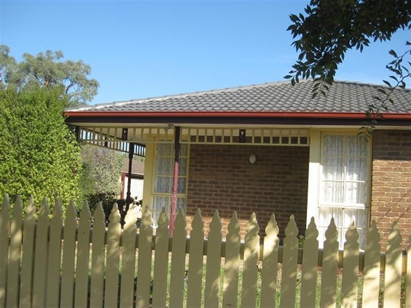 22 Sandleford Place, Dingley Village VIC 3172