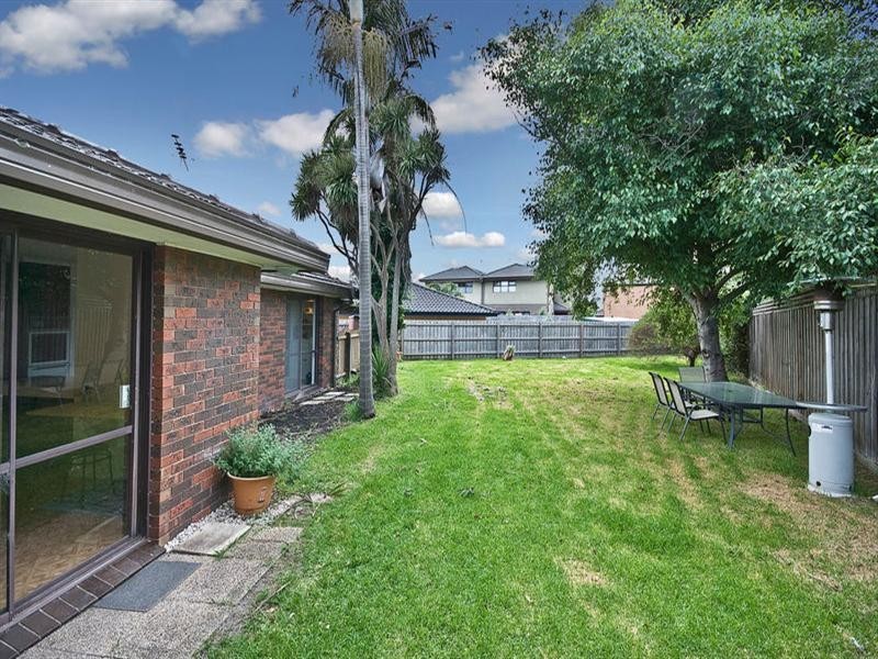 23 Allnutt Parade, Cheltenham VIC 3192