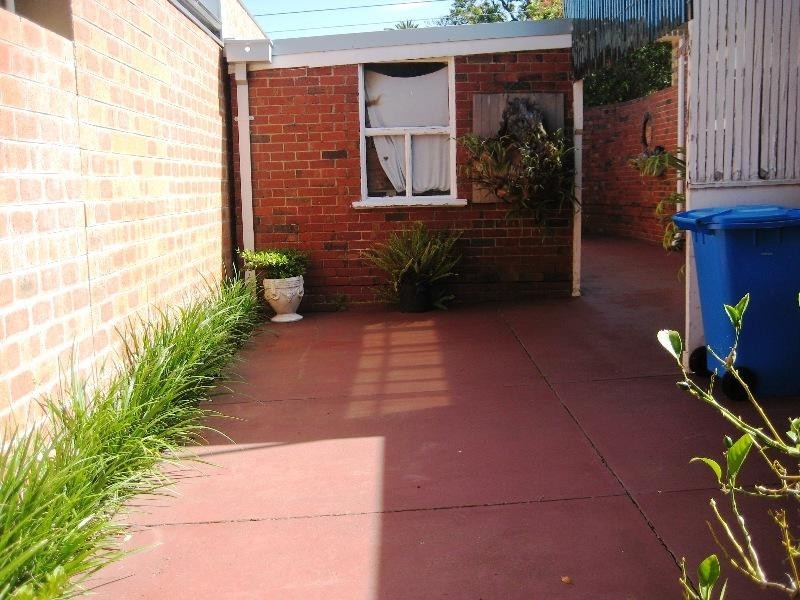 193 Charman Road, Cheltenham VIC 3192