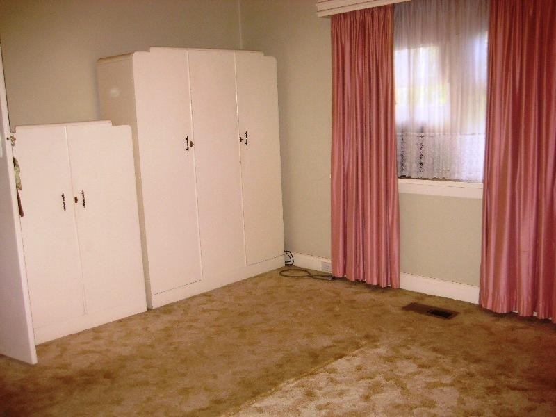 193 Charman Road, Cheltenham VIC 3192