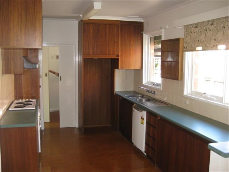 9 Royena Road, Moorabbin VIC 3189