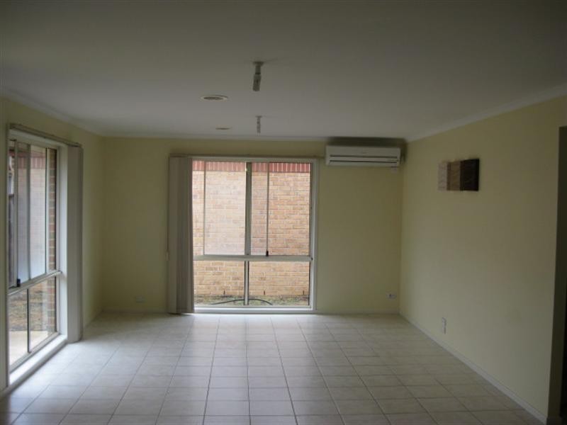 14 Kingsland Close, Dingley Village VIC 3172