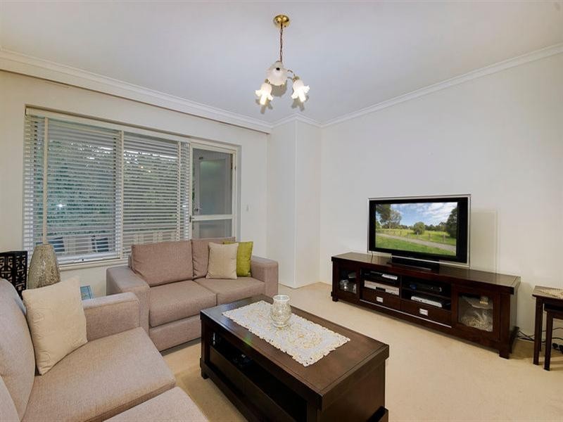 4/7 Weymar Street, Cheltenham VIC 3192