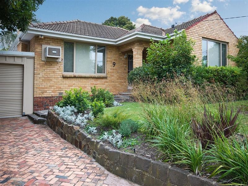 9 Bernard Street, Cheltenham VIC 3192