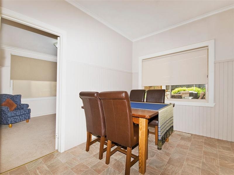 9 Bernard Street, Cheltenham VIC 3192