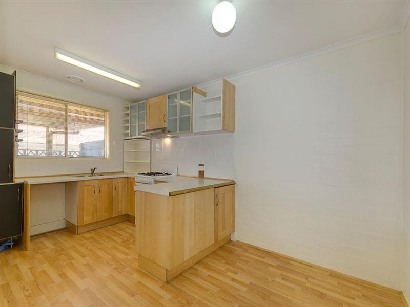 2/93 Bernard Street, Cheltenham VIC 3192