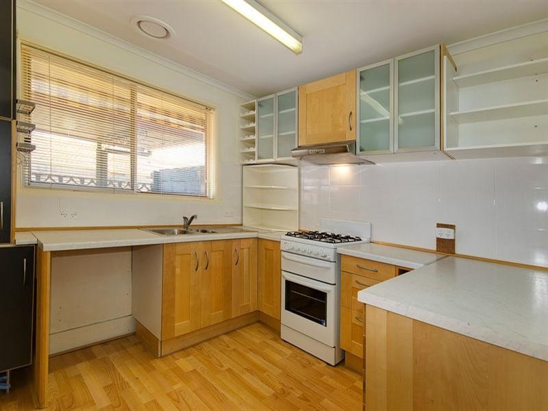 2/93 Bernard Street, Cheltenham VIC 3192