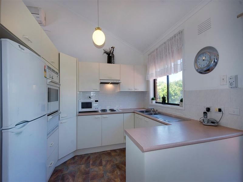 6 Everest Drive, Cheltenham VIC 3192