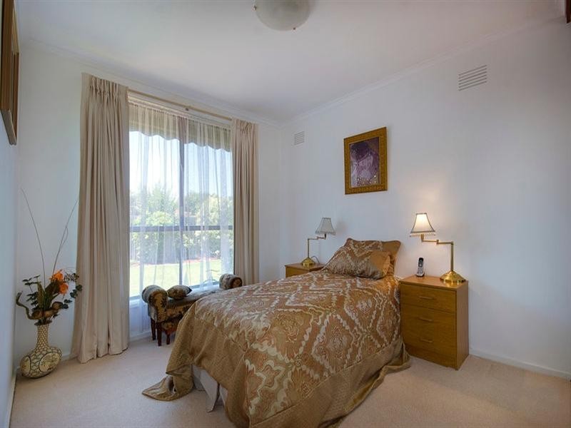 6 Everest Drive, Cheltenham VIC 3192