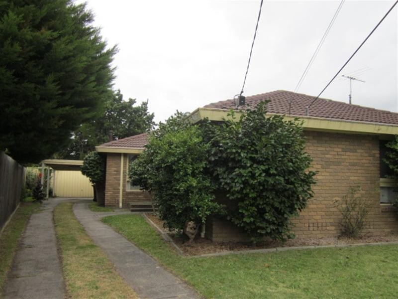 4 Pickworth Drive, Dingley Village VIC 3172
