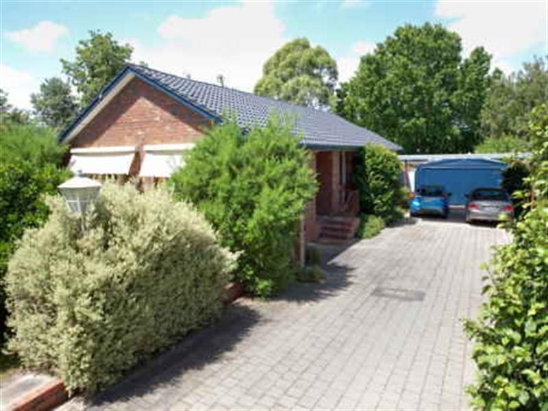 6 John Street, Langwarrin VIC 3910