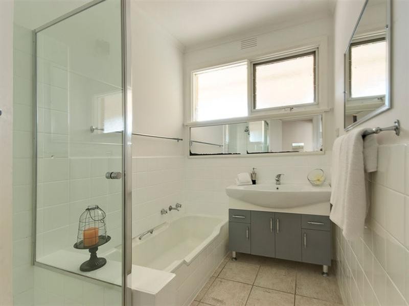 350 Warrigal Road, Cheltenham VIC 3192