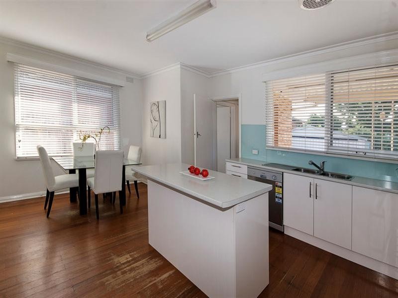 350 Warrigal Road, Cheltenham VIC 3192