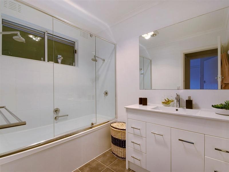 61 Lorna Street, Cheltenham VIC 3192