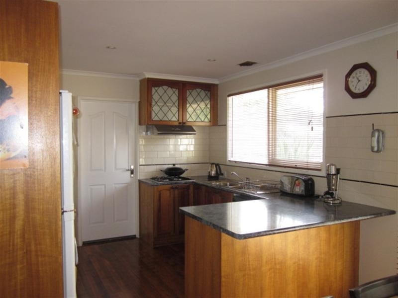 18 Pankina Court, Dingley Village VIC 3172