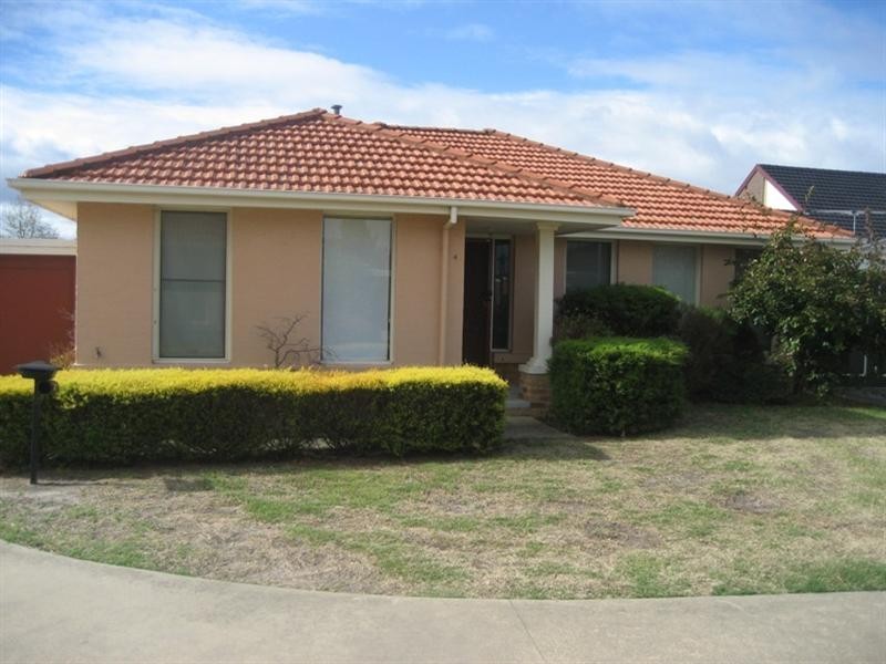 4 Holmwood Break, Dingley Village VIC 3172