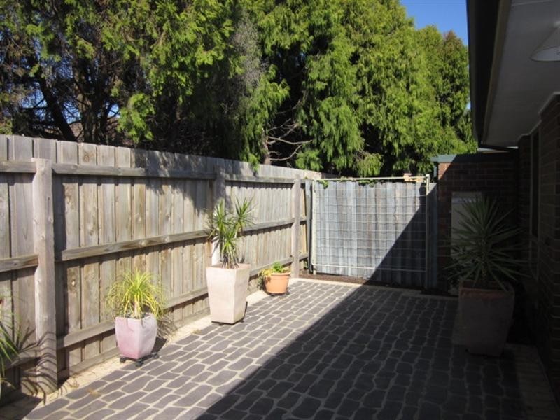 2/4 Turner Road, Highett VIC 3190
