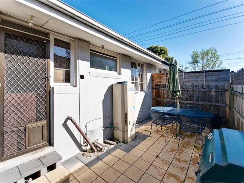 2/202 Warrigal Road, Cheltenham VIC 3192