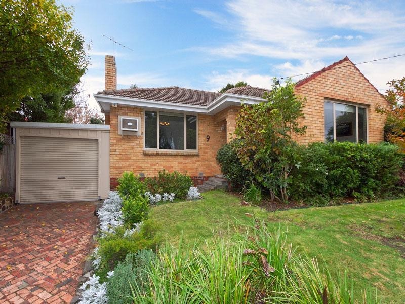 9 Bernard Street, Cheltenham VIC 3192