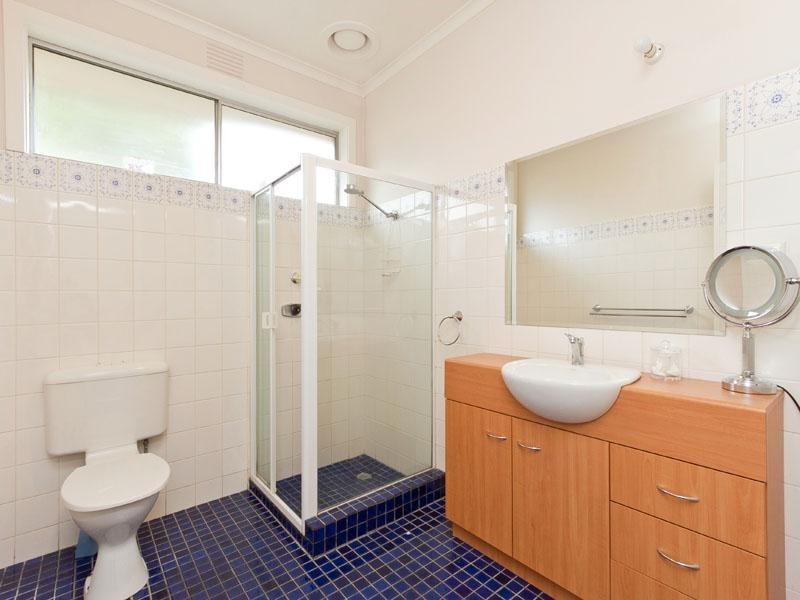 9 Bernard Street, Cheltenham VIC 3192