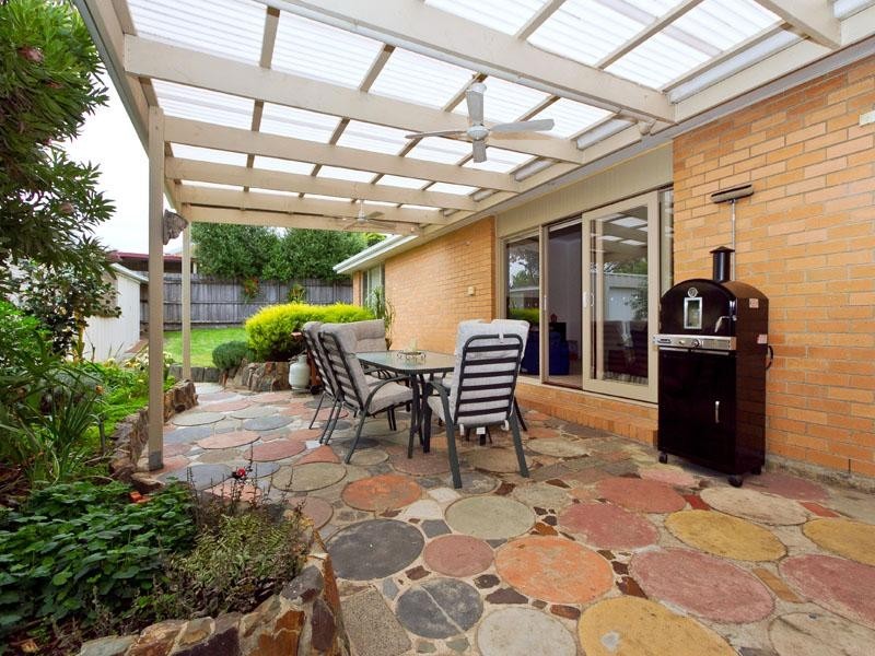 9 Bernard Street, Cheltenham VIC 3192