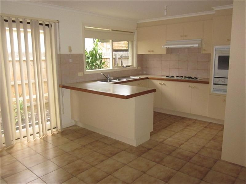 2/39 Cavanagh Street, Cheltenham VIC 3192