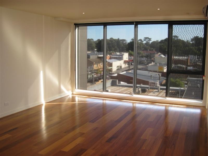 406/37-39 Station Road, Cheltenham VIC 3192