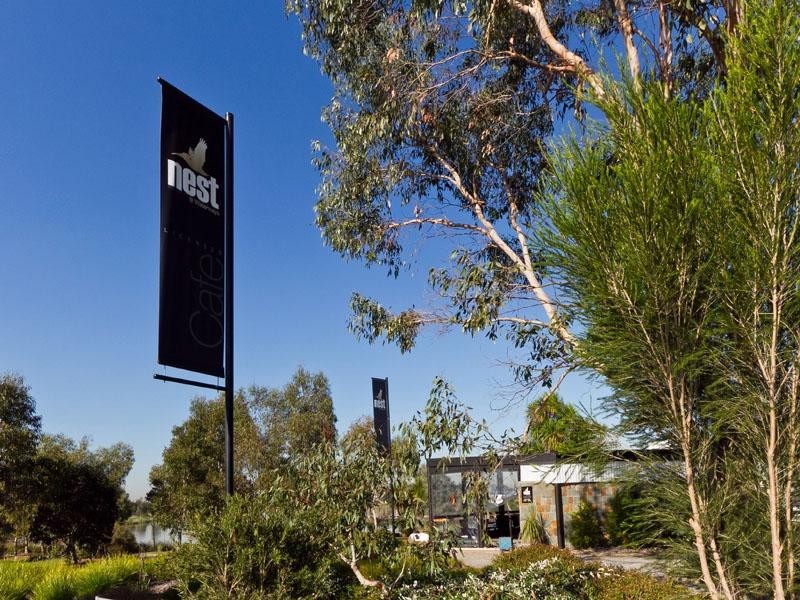 10 Black Swan Lane, Waterways VIC 3195