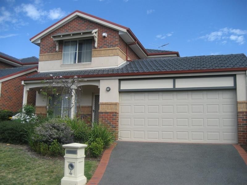 6 Kingsland Close, Dingley Village VIC 3172
