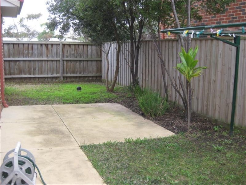 6 Kingsland Close, Dingley Village VIC 3172