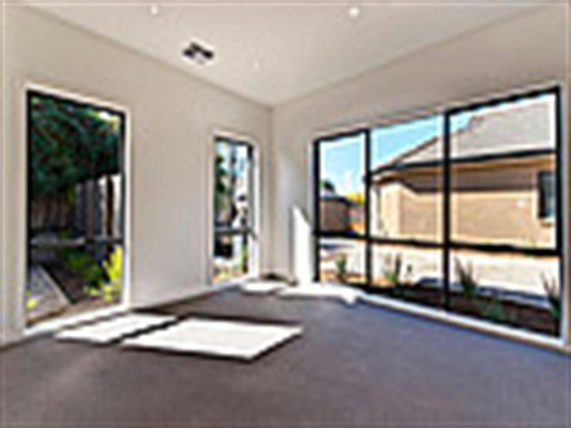 4/10 Flinders Street, Mentone VIC 3194