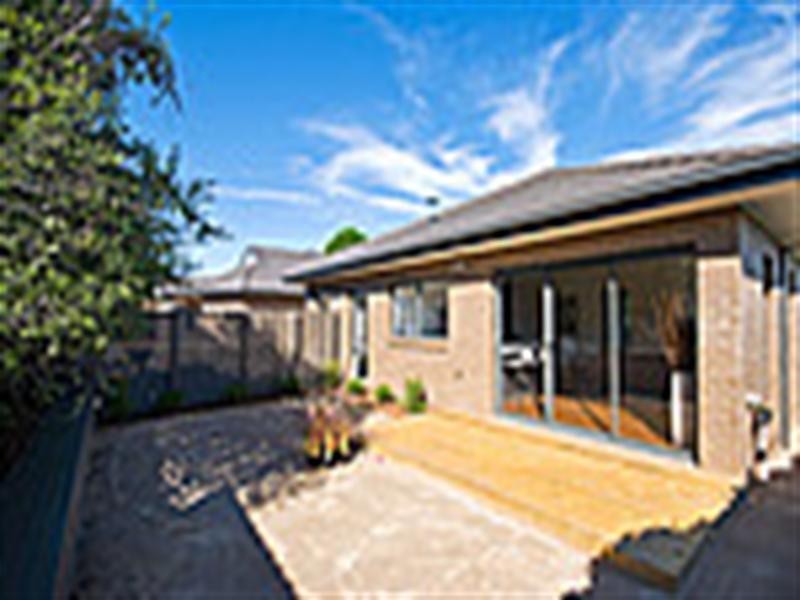 4/10 Flinders Street, Mentone VIC 3194