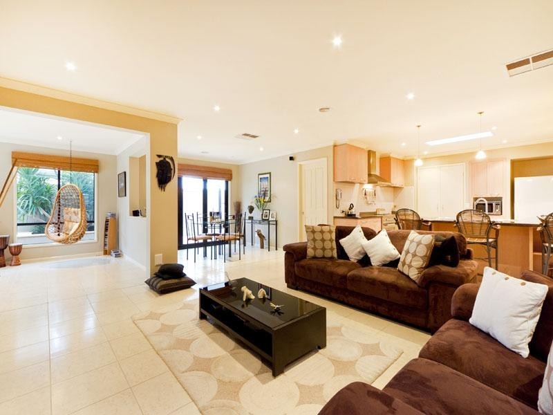 3 Serpentine Court, Waterways VIC 3195