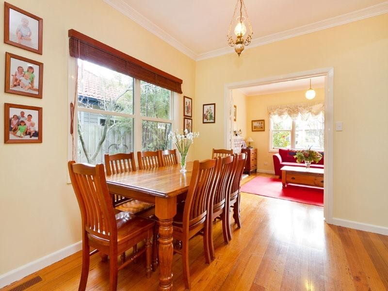 20 Evesham Road, Cheltenham VIC 3192