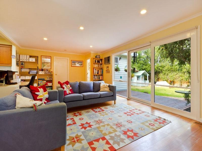 20 Evesham Road, Cheltenham VIC 3192