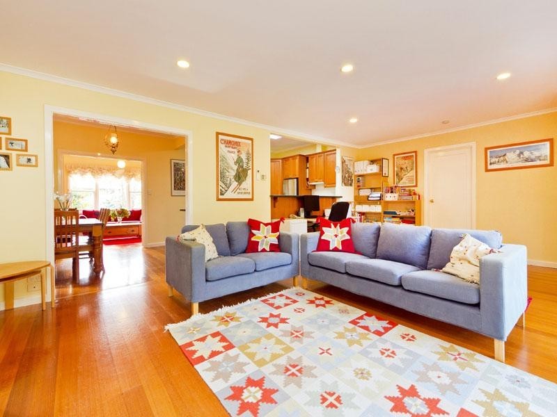 20 Evesham Road, Cheltenham VIC 3192