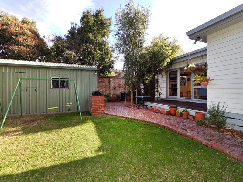 20 Evesham Road, Cheltenham VIC 3192