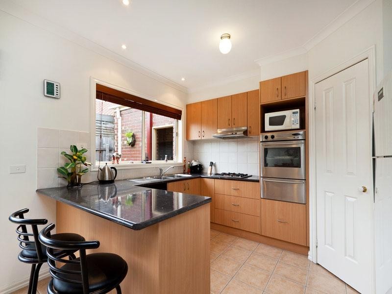 19C Oak Avenue, Cheltenham VIC 3192