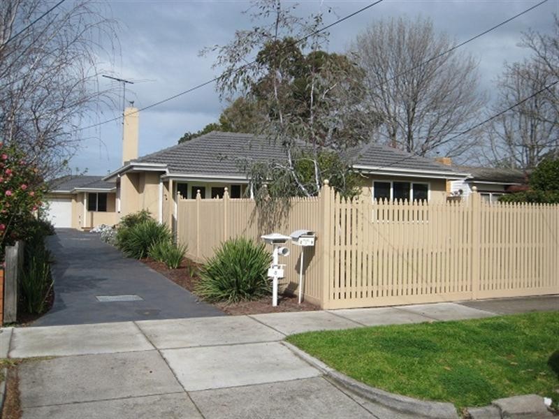 8 Broome Avenue, Mentone VIC 3194