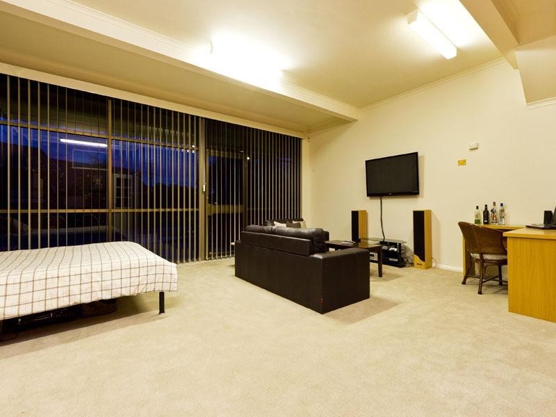 2 Bardoel Court, Dingley Village VIC 3172