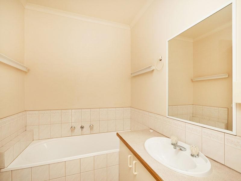 46 Tintern Mews, Cheltenham VIC 3192