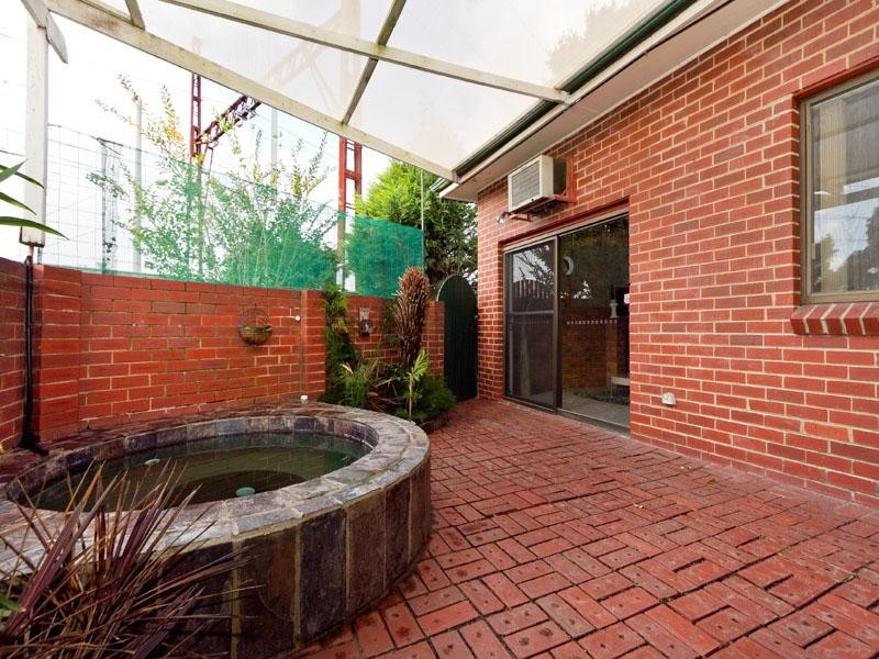 143 Park Road, Cheltenham VIC 3192