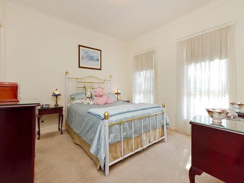 2B Alden Court, Cheltenham VIC 3192