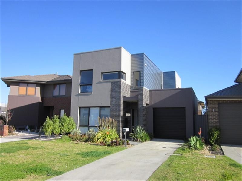 20 Chopard Way, Waterways VIC 3195