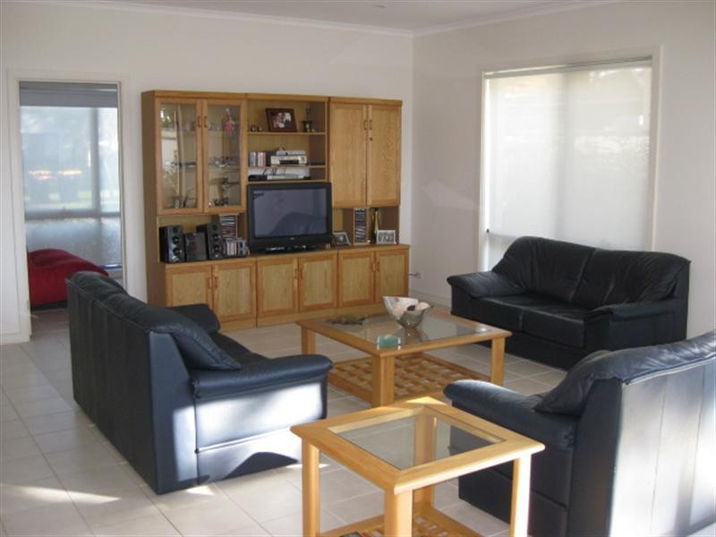 22 Muirfield Close, Heatherton VIC 3202