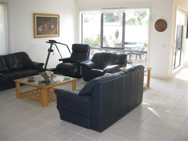 22 Muirfield Close, Heatherton VIC 3202