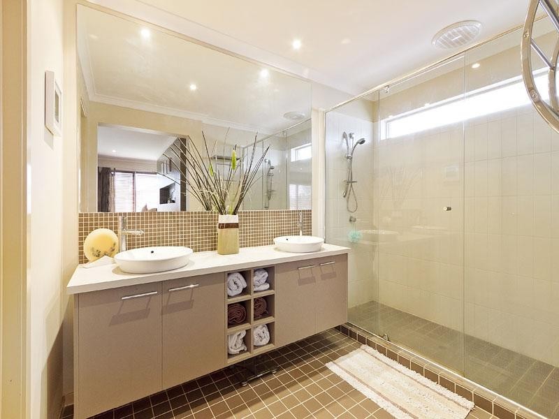 14 Teeside Way, Keysborough VIC 3173