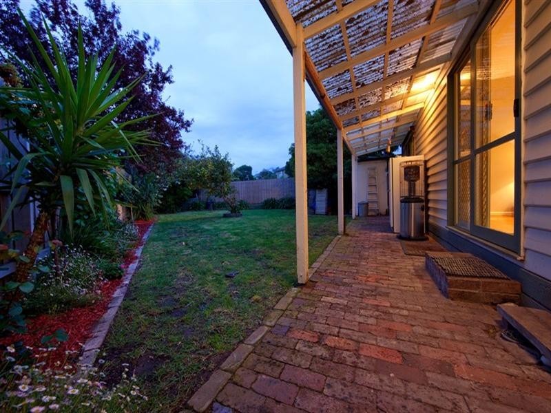 1 Ward Street, Cheltenham VIC 3192