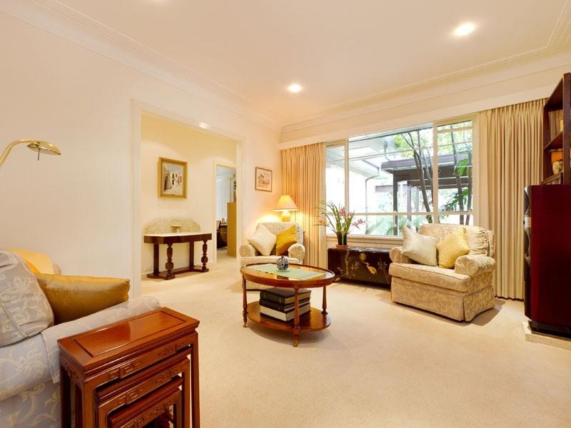 136 Weatherall Road, Cheltenham VIC 3192