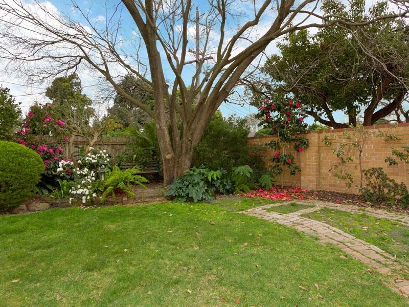 136 Weatherall Road, Cheltenham VIC 3192